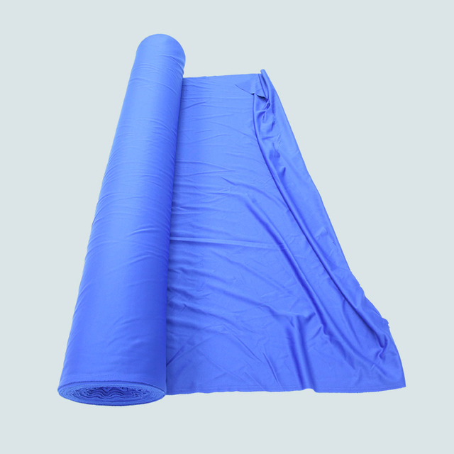  NON. 11 bleu fonc&eacute;, n&deg; 12 vert arm&eacute;e, n&deg; 13 blanc/gris, housse en tissu extensible. 