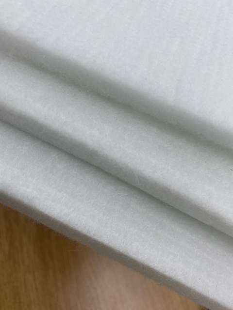 Feutre de polyester T-300 pour table &agrave; repasser