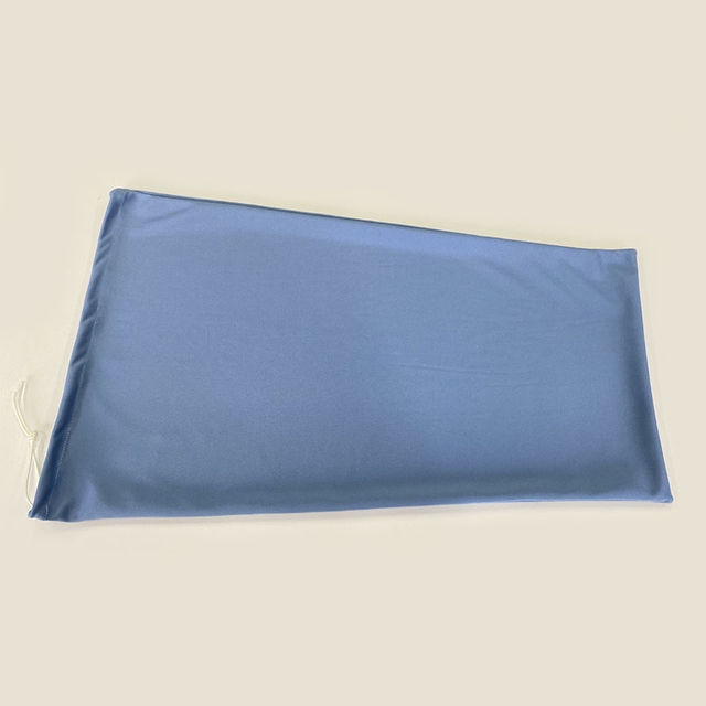  Utilisation pour PONY TA avec feutre de 10 mm d'&eacute;paisseur fabriqu&eacute; avec un tapis de repassage int&eacute;gr&eacute; sans mousse de silicone. 