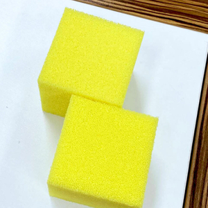 Dur&eacute;e de vie extr&ecirc;mement longue et taille et couleur personnalisables, boule de lavage de chaussures jaune citron en Silicone 