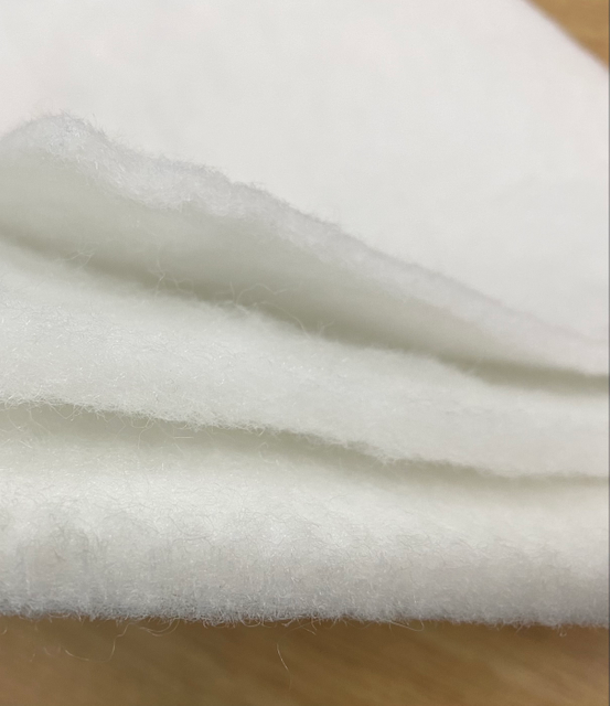 Feutre de polyester P-1200 de taille personnalis&eacute;e avec 12 mm d'&eacute;paisseur et 1300 mm de large 